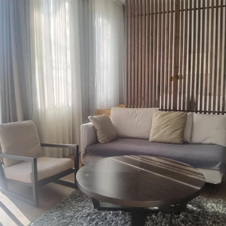 Brand New 3BR Apartment Prime Location and Free Parking - Apartman sa 3 Spavaće Sobe i Balkonom - 2