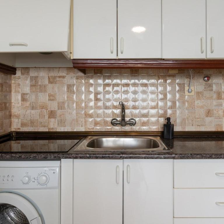 Mediterranean Viewpoint Torrevieja - One-Bedroom Apartment - 12