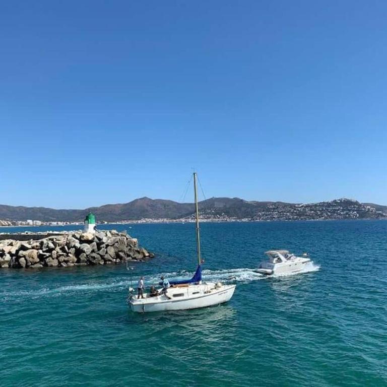 Apartamento frente al mar Empuriabrava - Apartamento de 1 dormitorio - 40