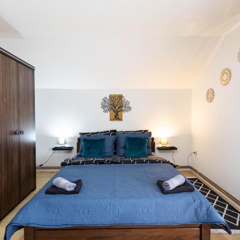 FlyInn Apartment - One-Bedroom Apartment - 25