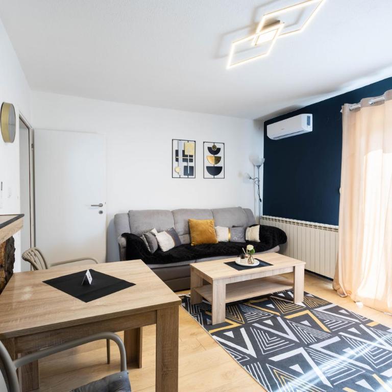 FlyInn Apartment - One-Bedroom Apartment - 29