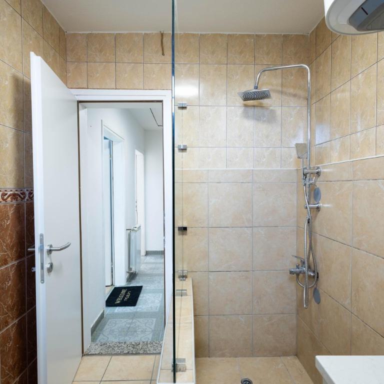 FlyInn Apartment - One-Bedroom Apartment - 38
