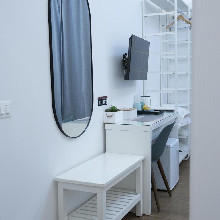 Bea Affittacamere - Double Room with Private Bathroom - 7