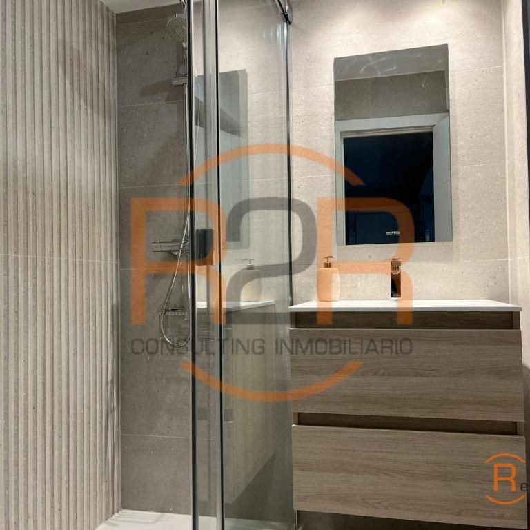 1A126 Apartamento céntrico de 2 dormitorios en Gijón By R2R - Apartamento de 1 dormitorio - 6