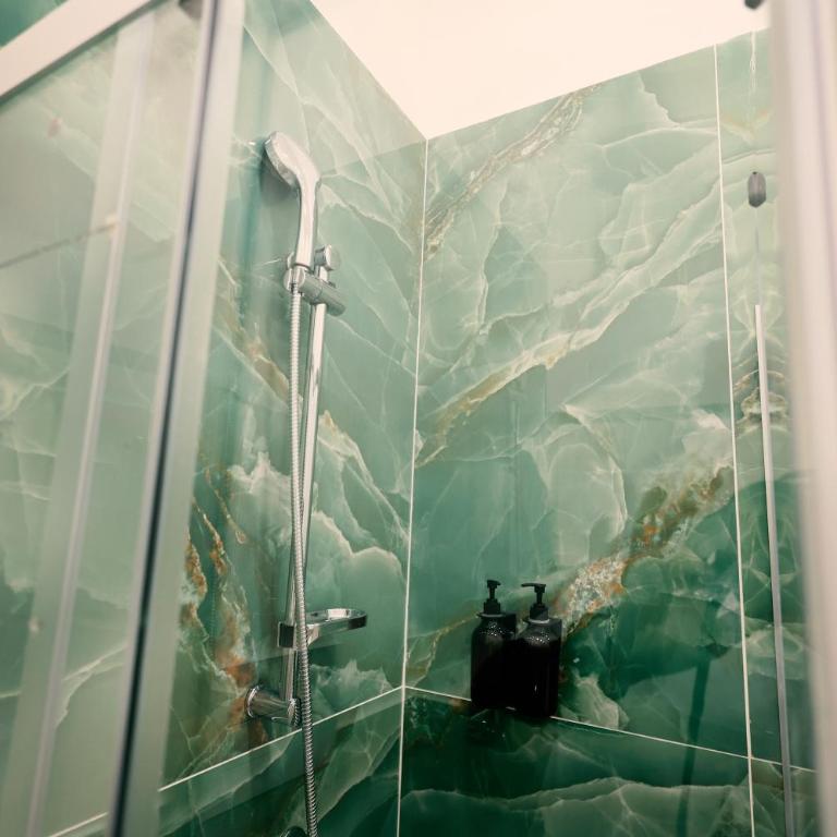 Maison Franca - Triple Room with Private Bathroom - 21