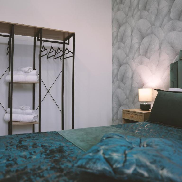 Maison Franca - Triple Room with Private Bathroom - 17