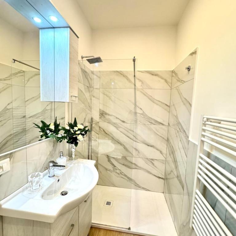 Harmony Room - a stone's throw from Piazza Maggiore - Appartamento con 1 Camera da Letto - 11