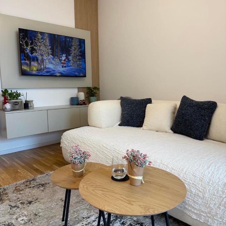 Urban Stay Tuzla - One-Bedroom Apartment - 1