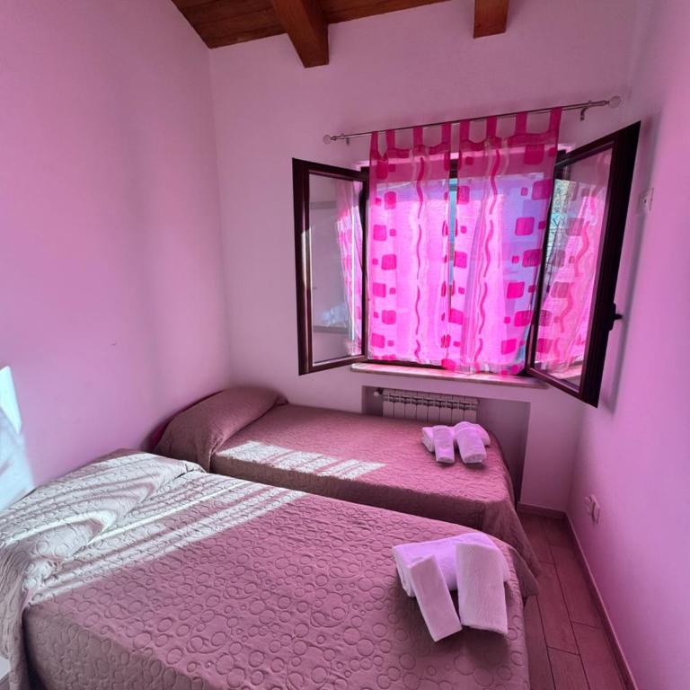 MOLO 24 LUXURY APARTMENT - with FREE Parking just 5 minutes walk from historic center - Three-Bedroom Apartment - 33
