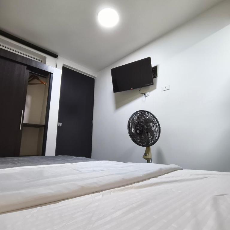 Hotel LAS MARIANA'S - Deluxe Single Room - 1