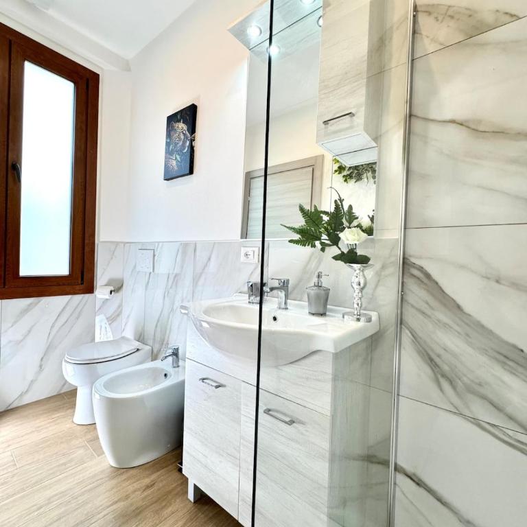 Dream's Room - a stone's throw from Piazza Maggiore - Appartamento con 1 Camera da Letto - 23