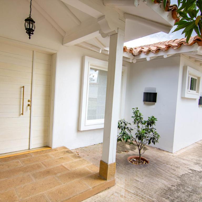 Familiares casas de campo con vista increíble - Four-Bedroom House - 47