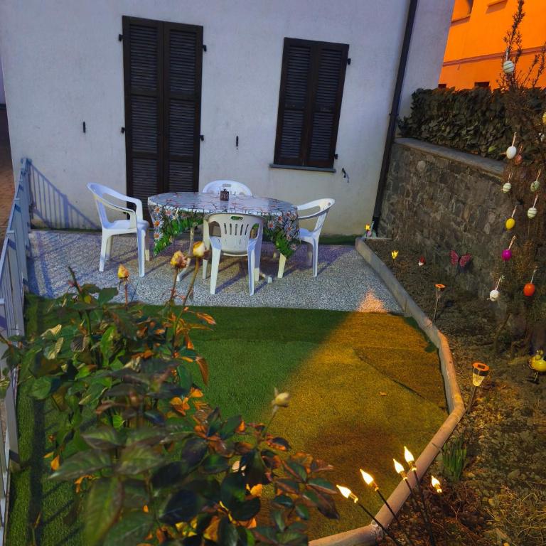Bernina Express Apartment Il cuore di Lara e Stefy right in front of the train station, with garden and free parking - Apartment mit 1 Schlafzimmer - 24
