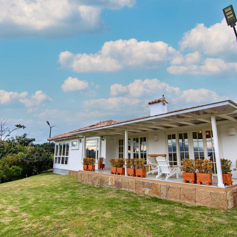 Familiares casas de campo con vista increíble - Four-Bedroom House - 58