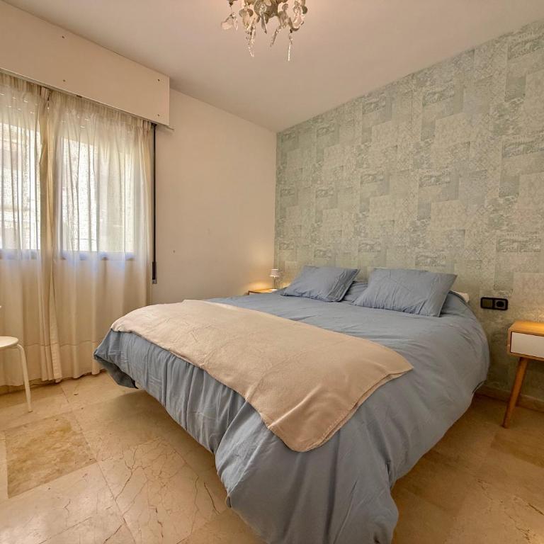 Apartamento con terraza en el corazón de Marbella centro - Apartamento de 2 dormitorios - 4