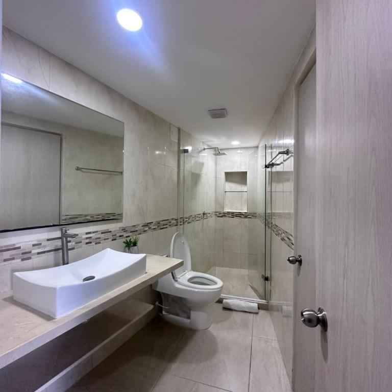 Apartamento tranquilo con hermosas vistas - One-Bedroom Apartment - 13