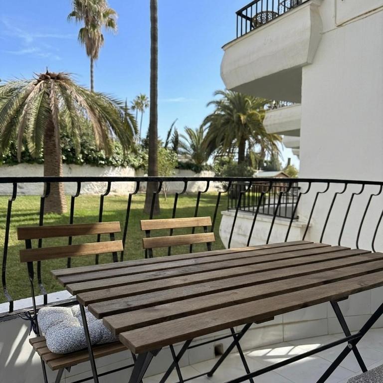 Acapulco Playa Centro Nerja con Piscina y Parking - Apartamento de 1 dormitorio - 4