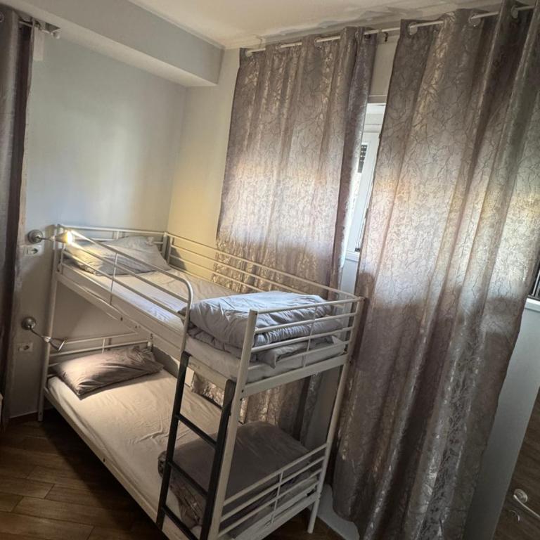 Gloria Hostel Milano - Single Bed in 6-Bed Dormitory Room - 8