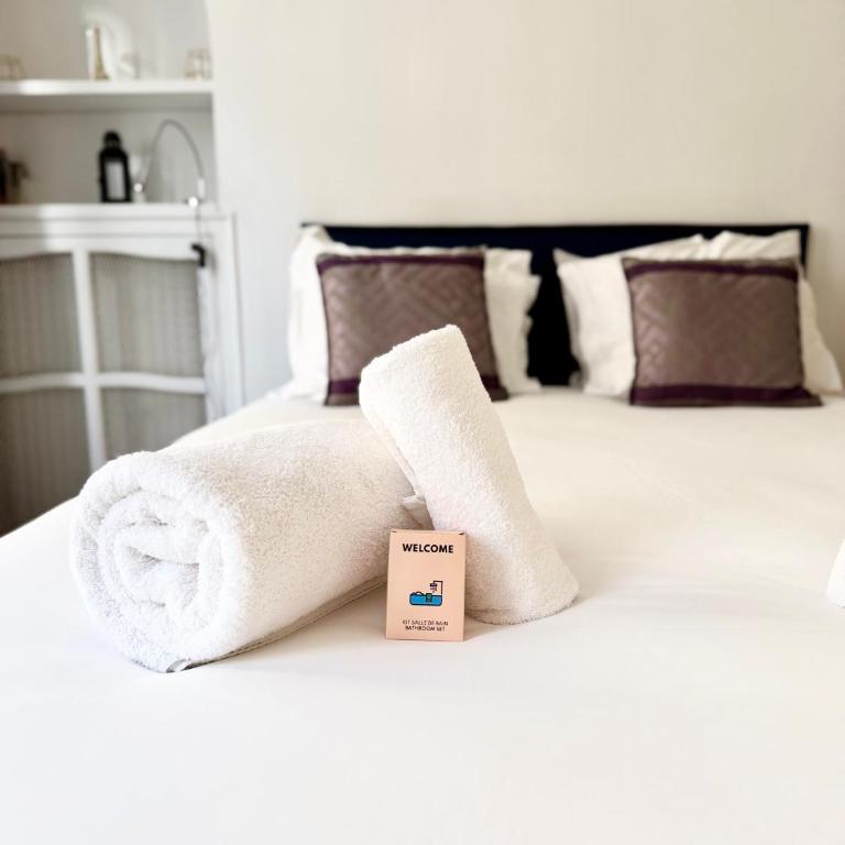 Prime location and amazing neighborhood - Deluxe Studio - 12