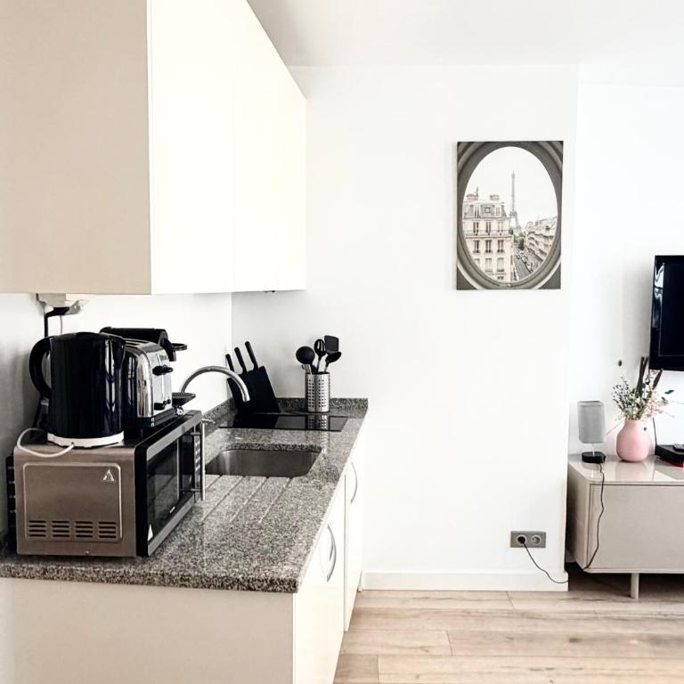 Prime location and amazing neighborhood - Deluxe Studio - 6