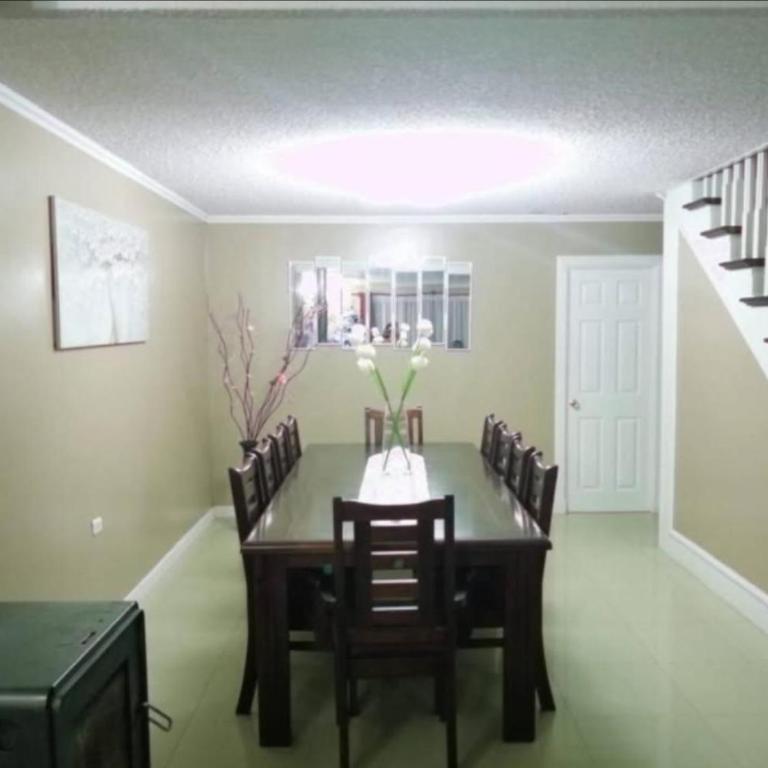 Miraflores - Four-Bedroom House - 8