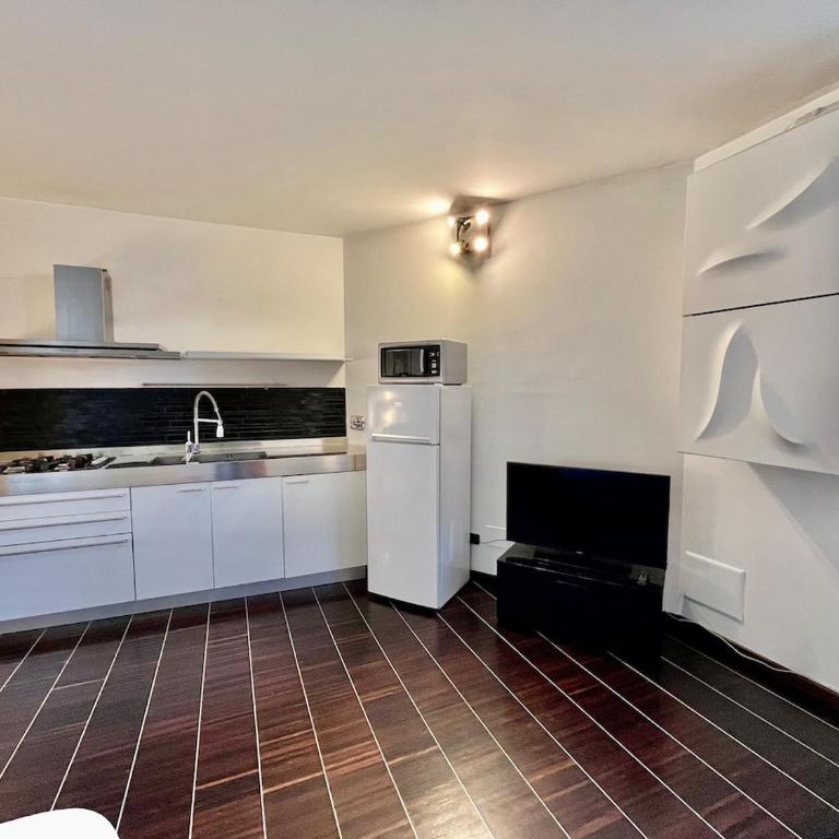 Modern Apartment near City Center and Train Station - Appartement 2 Chambres - 3