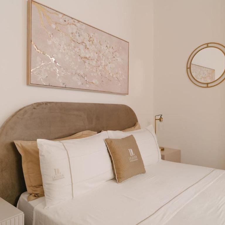 La Duca Suites & Apartments - Queen Room with Balcony - 4