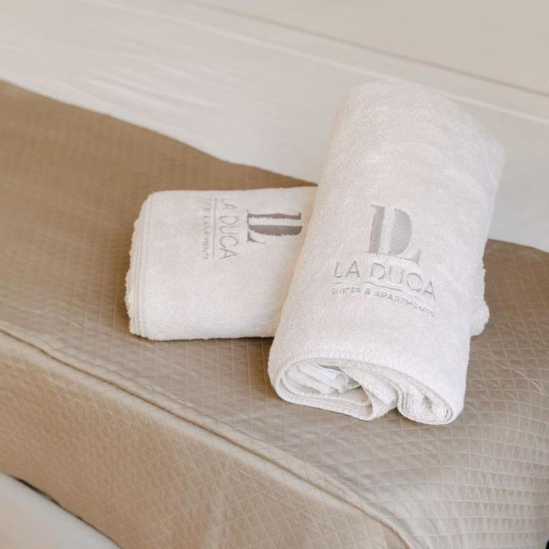 La Duca Suites & Apartments - Queen Room with Balcony - 12