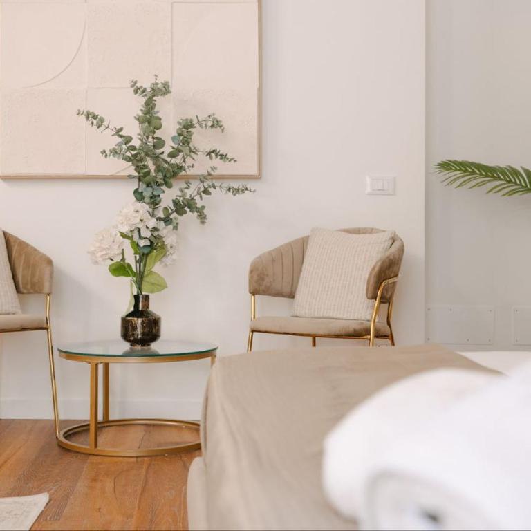 La Duca Suites & Apartments - Queen Room with Balcony - 27