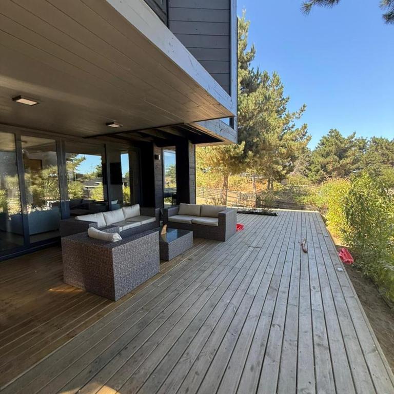 Casa En Pichilemu - Three-Bedroom House - 8