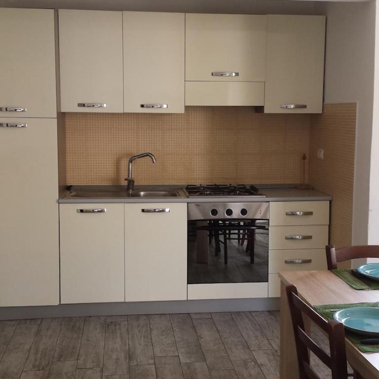 Apartment in villa Alassio - Appartamento con 2 Camere da Letto e Vista Giardino - 4