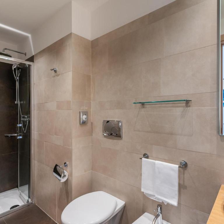 Hilton Garden Inn Rome Colosseum - Habitación Individual - 12