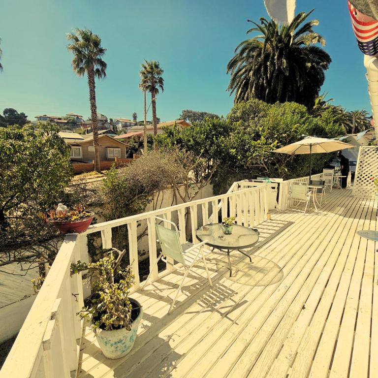 Sophia Hostel Beach House l Coworking, Coliving & Wellness - Double Room with Terrace - 1