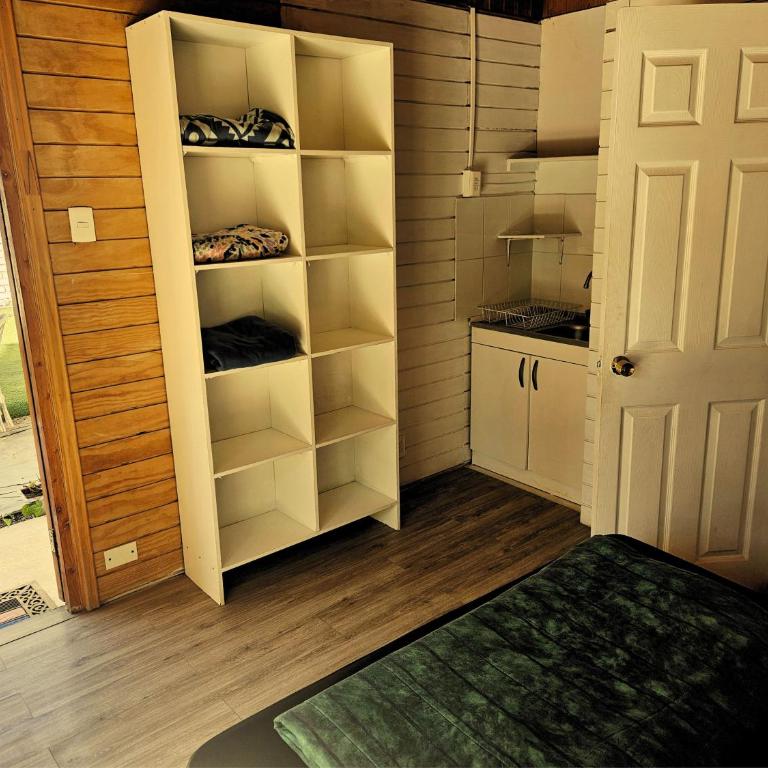 Sophia Hostel Beach House l Coworking, Coliving & Wellness - Twin Room with Terrace - 4