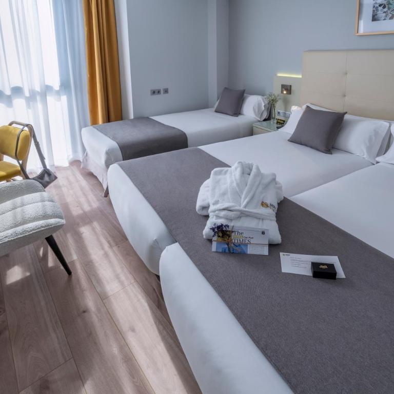 Hotel SERHS Del Port - Triple Room - 6