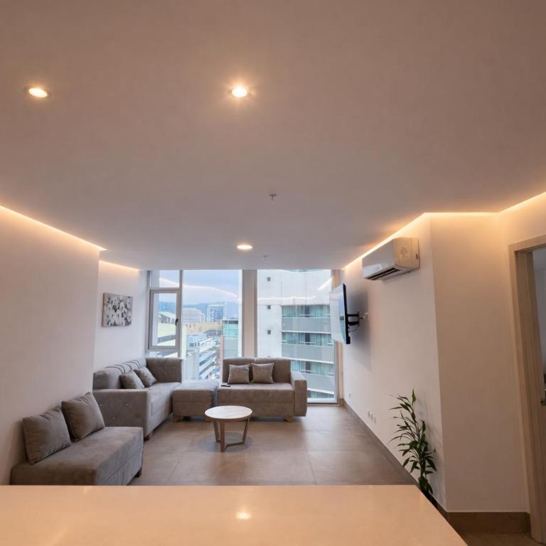 Suite de lujo cerca al aeropuerto, terminal, mall sol - Suite with City View - 7