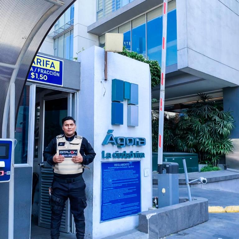 Suite de lujo cerca al aeropuerto, terminal, mall sol - Suite with City View - 32