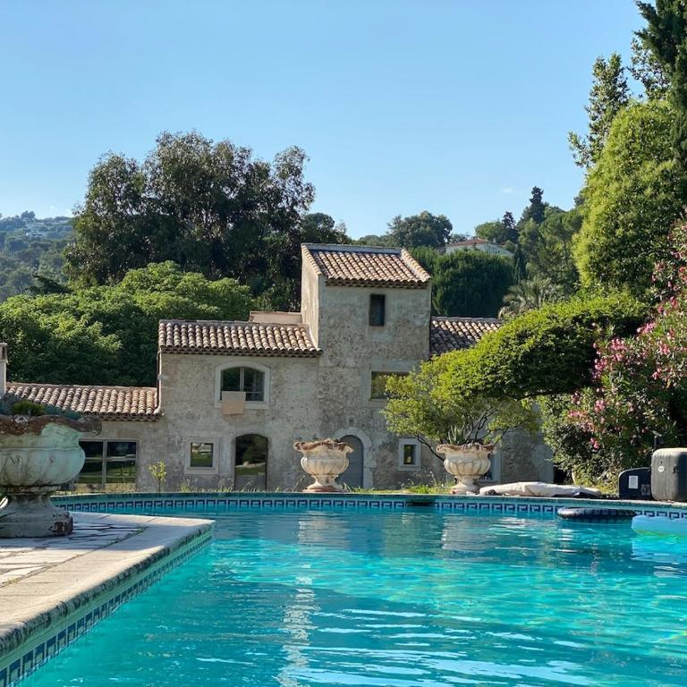 Mas Savoia 1590, Piscine, Salle de Sport & Histoire à Saint-Paul-de-Vence - Villa - 12