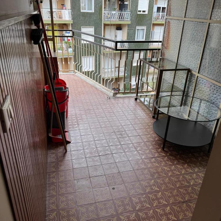 Trilocale centrale - Appartamento con 2 Camere da Letto - 11