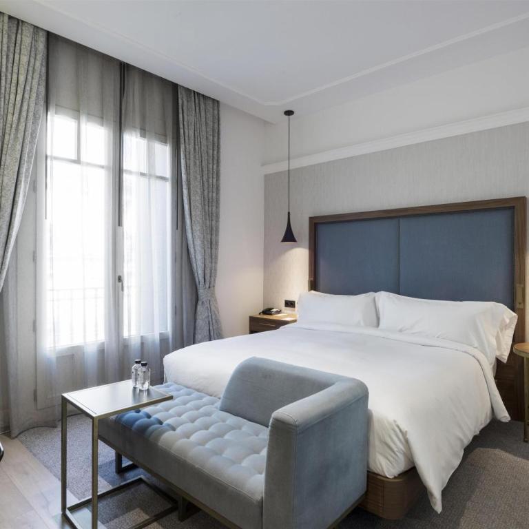 DoubleTree by Hilton Madrid-Prado - Habitación Deluxe con cama extragrande - 9