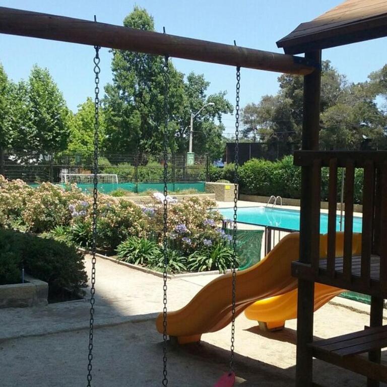 Pool - Wifi - In front of the L5 subway - One-Bedroom Apartment - 19