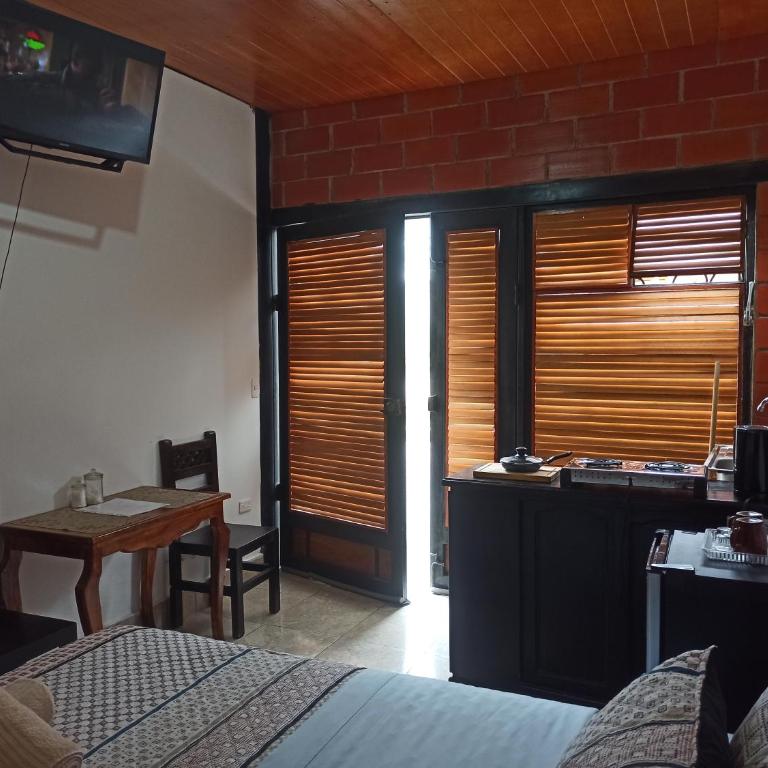Home Capybara Stay - Double Room with Park View - 4