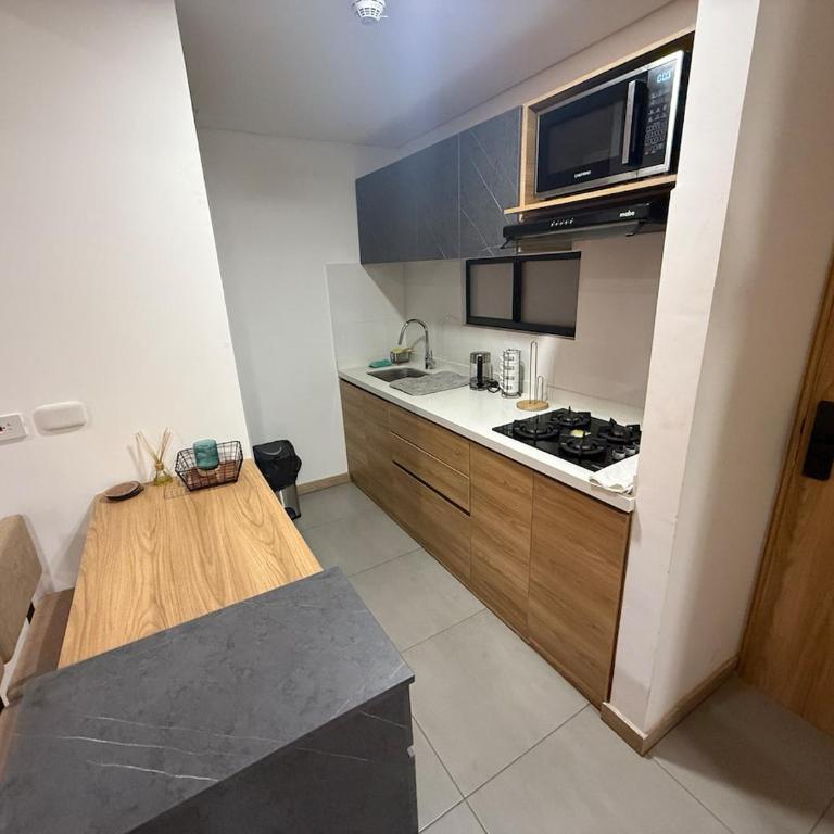 Apartamento mejor zona de la ciudad - One-Bedroom Apartment - 4