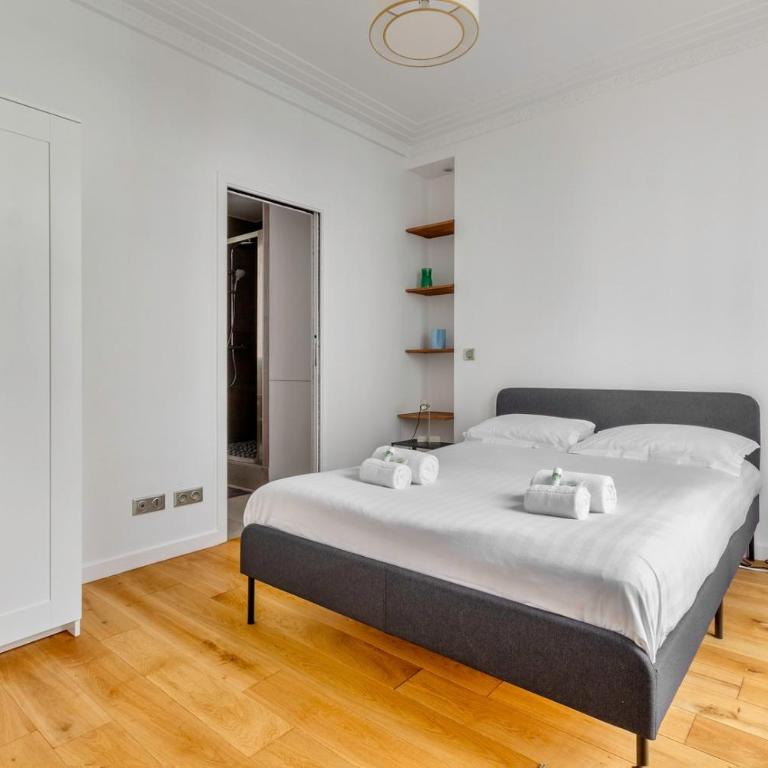 Appartement 4 personnes - Proche Tour Eiffel - Appartement - 12