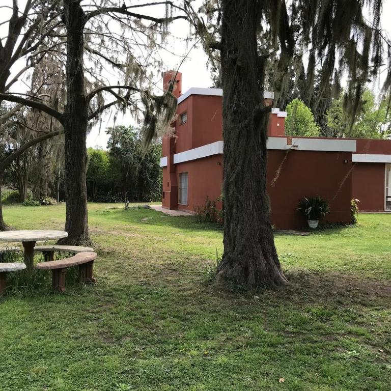 Casa Quinta Pergamino - Three-Bedroom House - 3