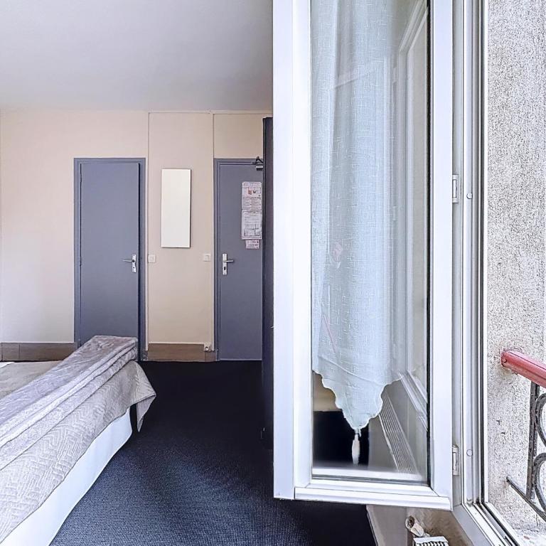 HOTEL WATTIGNIES - Grande Chambre Double - 7