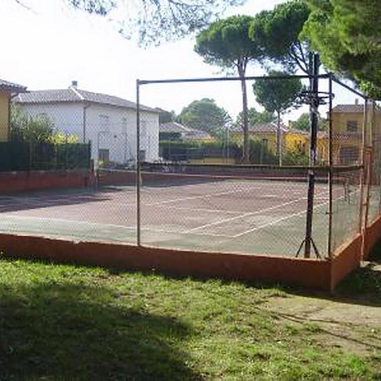 Casa Confortable con Gran Piscina Comunitaria y Jardín en L'Escala - HISP-7-6 - Villa - 2
