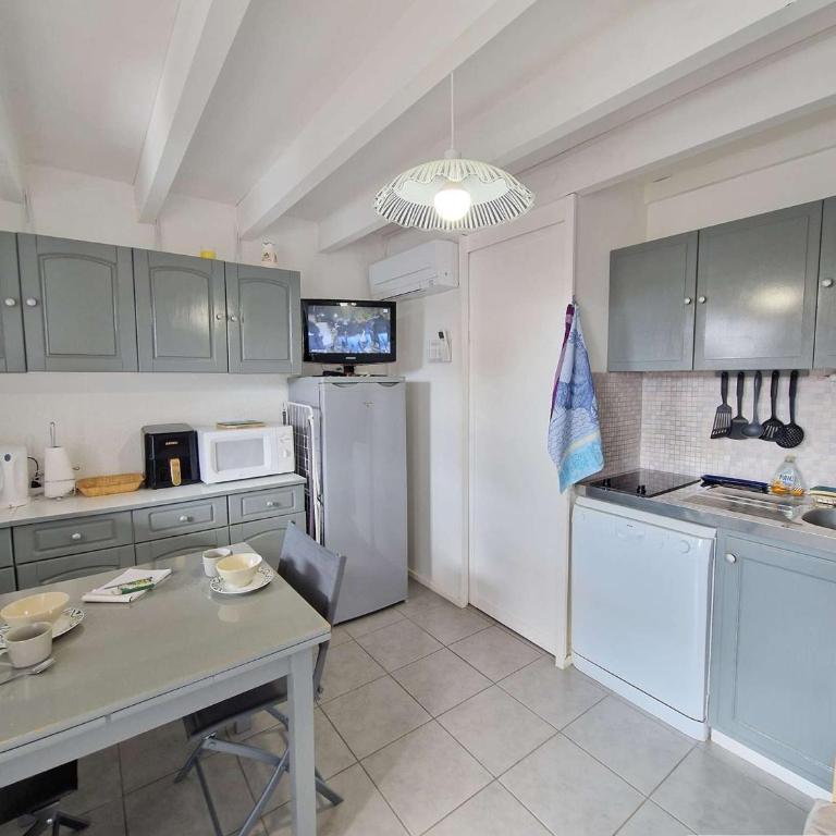 Maisonnette climatisée, animaux OK - Proche plage - FR-1-387-228 - Maison de Vacances - 3