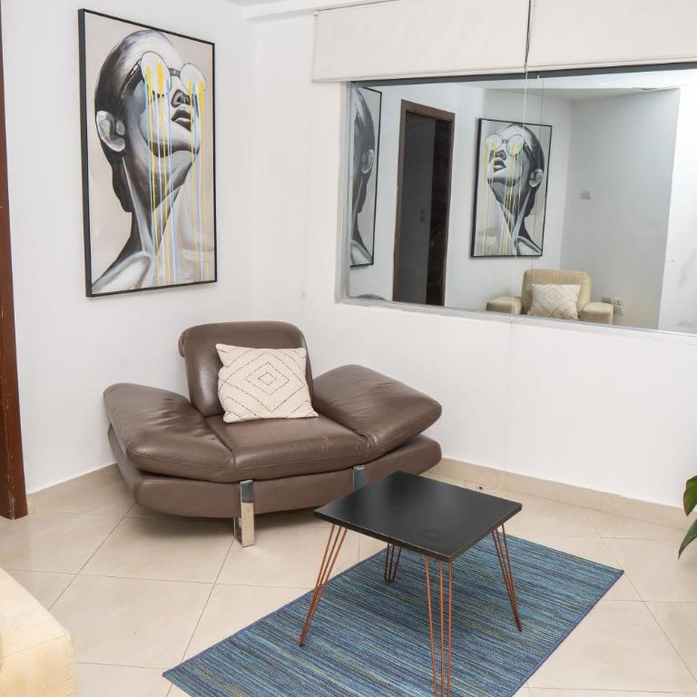 Samborondon Plaza Suites - One-Bedroom Apartment - 10