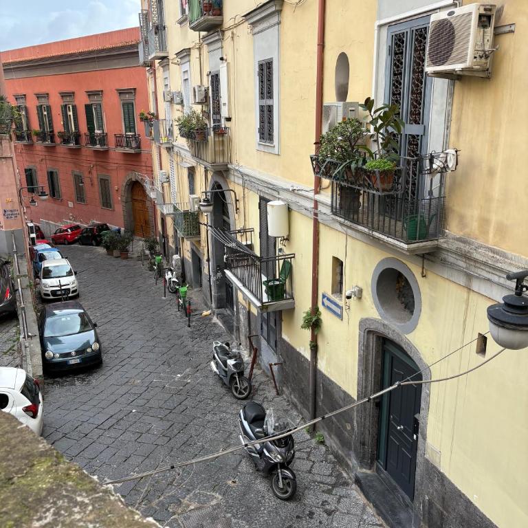 Cariati Blue a Chiaia, Piazza Plebiscito e Mare a piedi - Appartamento con 2 Camere da Letto - 27